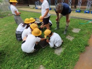 地域の方に教わる