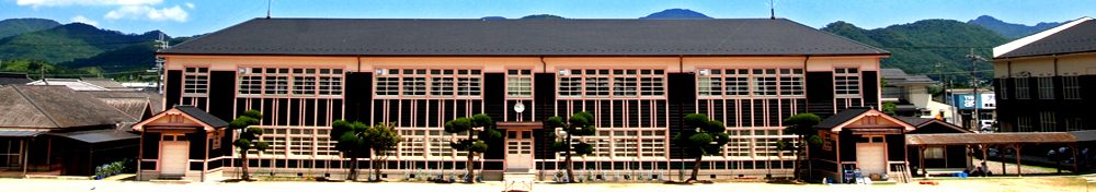 丹波篠山市立　八上小学校・幼稚園